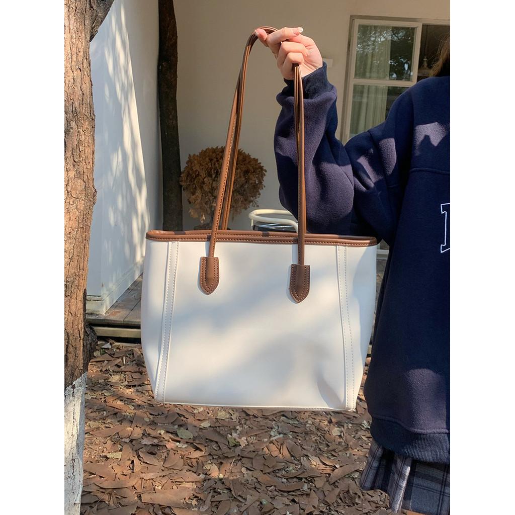 IELGY Ladies Tote Bag - Retro Design, Large Capacity, Versatile Commuter Bag
