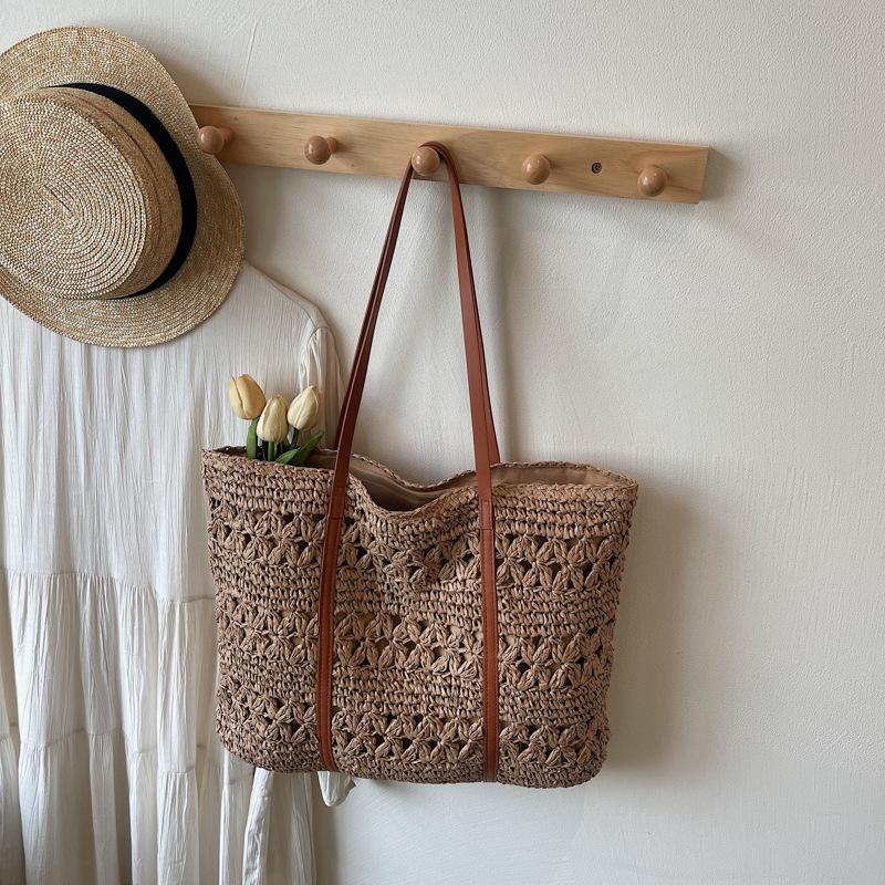 

2025 summer new hollow straw bag fashion shoulder bag tote bag seaside vacation beach bag women s bag хаки