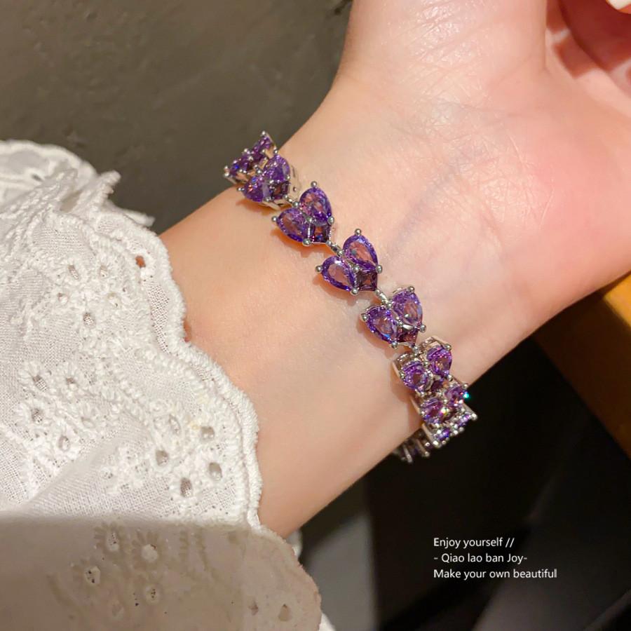 French Zircon Heart Pendant Bracelet With Elegant Design For Womens Office Wear