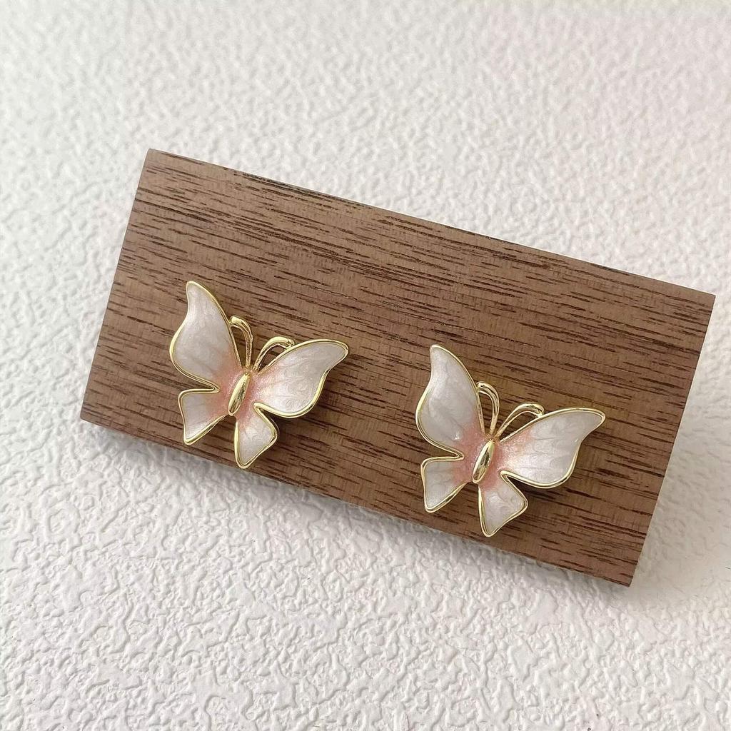 Elegant Pink Butterfly Earrings: Forest-Style Gold-Plated Design with S925 Silver Needle - Versatile Light Luxury for Women