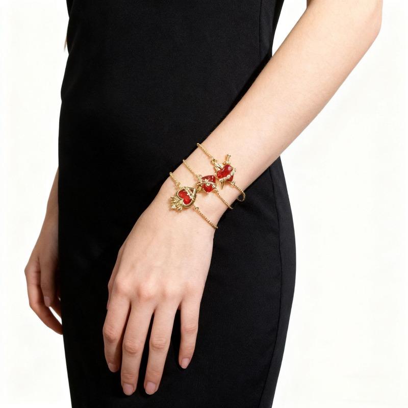 Fashion Heart-shaped Pendant Bracelet, Holy Heart Cross Bracelet, Versatile and Sweet Accessory