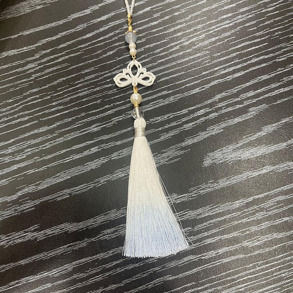 Handmade Keychain Pendant Jewelry Practical Hollow Flower Pendant Keychain Jewelry Dainty Tassels Hangings Accessory