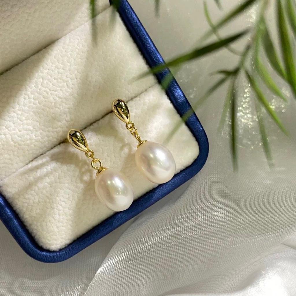 Large water drop rice-shaped pearl earrings natural freshwater whole body S925 silver needle French retro elegant extremely strong light stud earrings