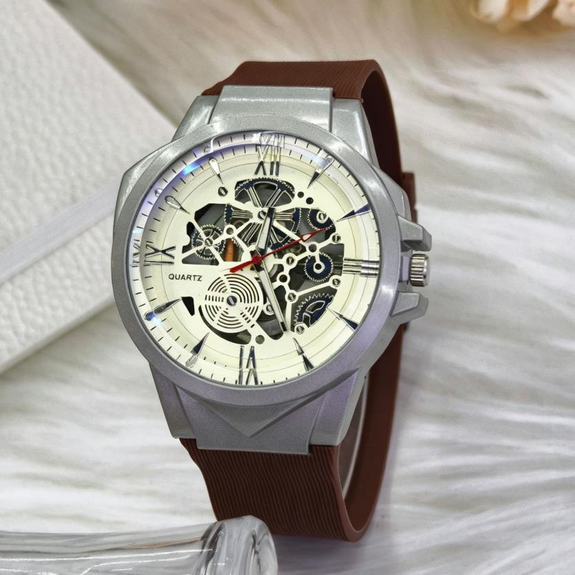 New Fashion Luxury Man Top Hollow Silicone Watch Men Business Quartz Watches For Gift Students Sports Wrist Watches Reloj Hombre