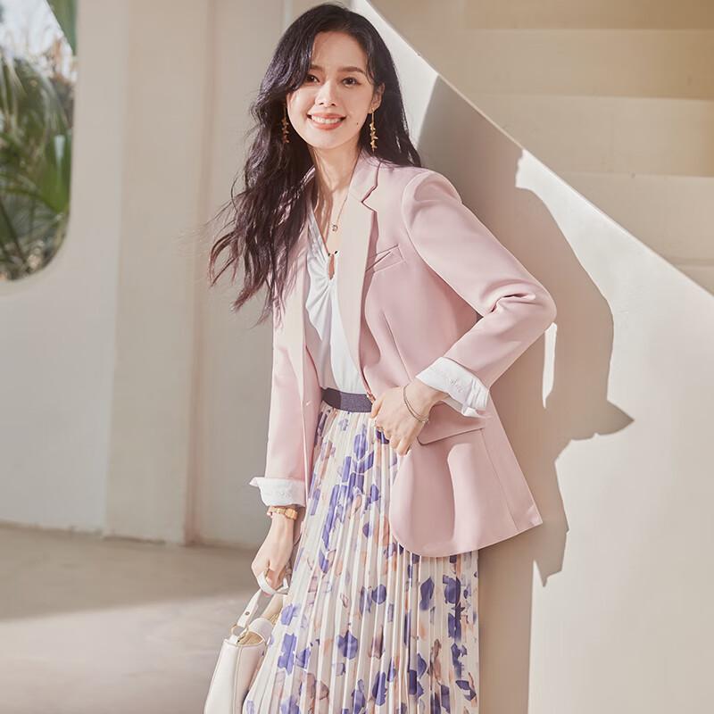 

VICTORIA&VERA Women s Elegant Embroidered Cuff Blazer S