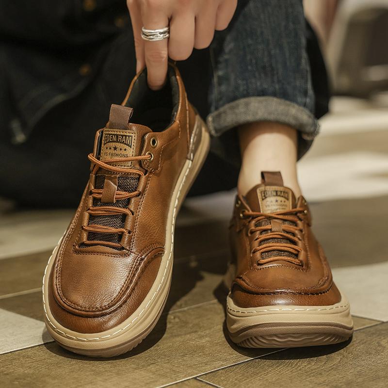 Fashion Men Casual shoes lace up Leather Flats Designer Shoes Comfortable Fashion Leather Oxfords men Soft Versatile Shoes