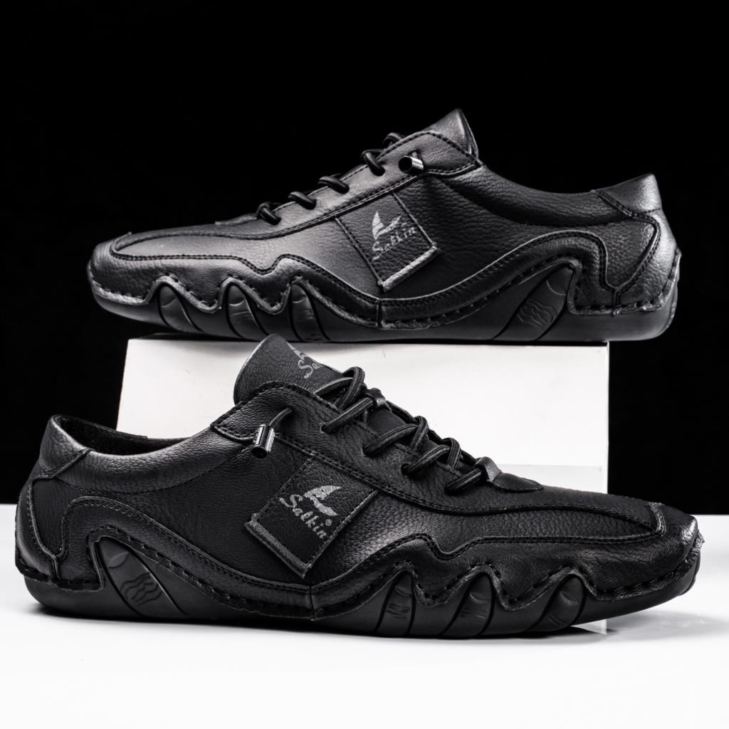 New 2025 Fashion Handmade Leather Casual Men Shoes Design Fall Sneakers Man Loafers Breathable Soft Flat Shoes Driving Shoes