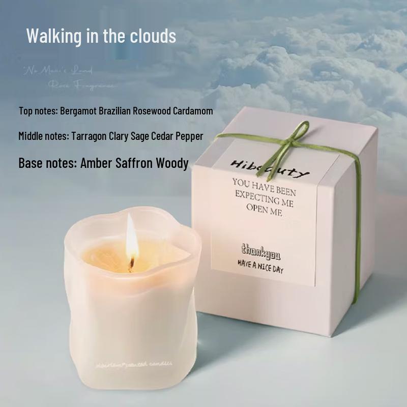 

GUAIKEAI Romantic Rose Scented Candle