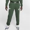 Nike X Stranger Things Hawkins High Spodnie dresowe Jodła/Biały Męskie Spodnie Zielony CQ3656-323
