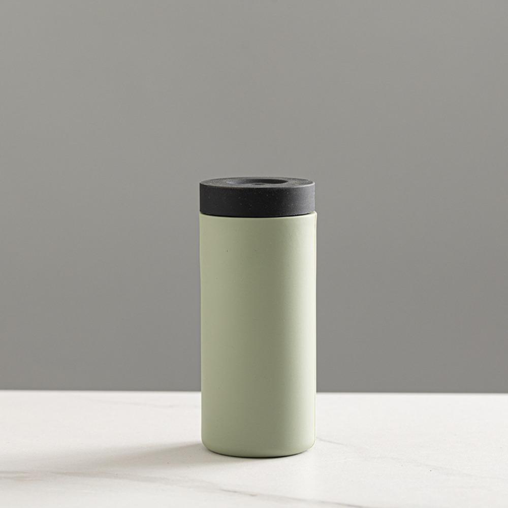 

Многоразовый бутылочка для мытья посуды, герметичный силиконовый дозатор для моющего средства, дозатор для шампуня и кондиционера светло-зеленый