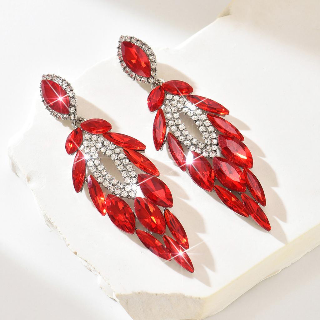 Light Luxury Style Diamond-Encrusted Hollow Water Drop Earrings, Personality Niche Temperament, High-End Earrings, Women