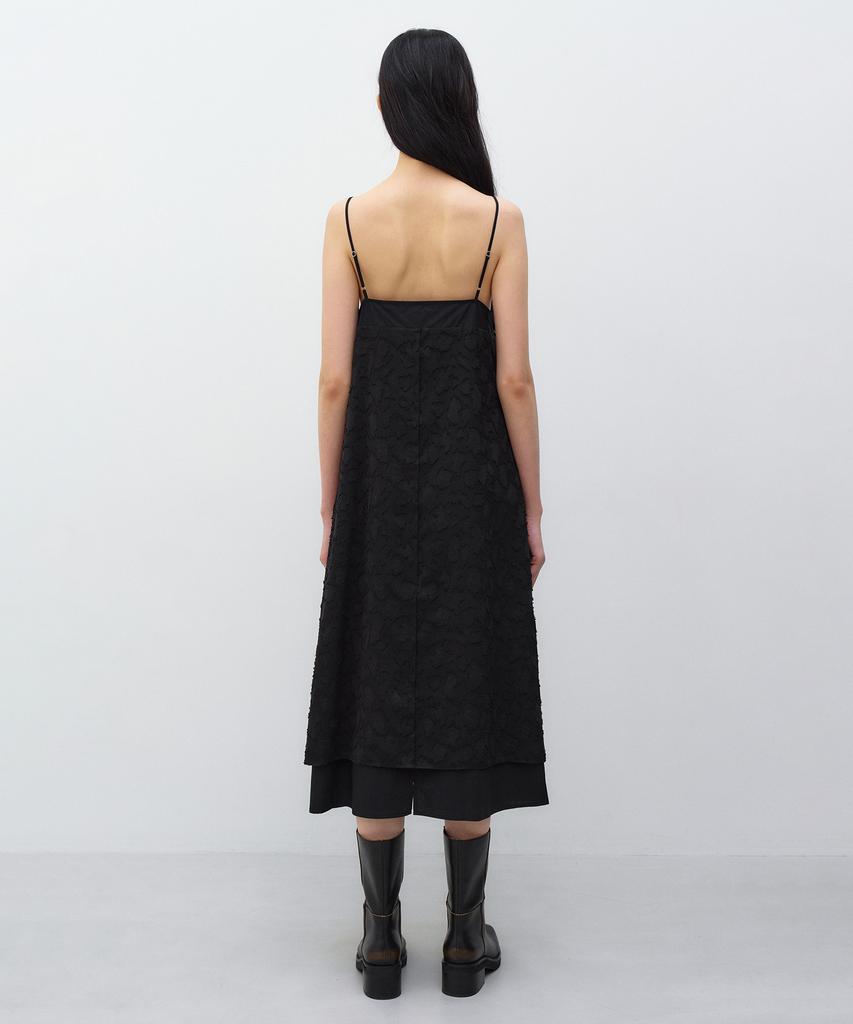 INSILENCE WOMEN Textured Jacquard Dress Black