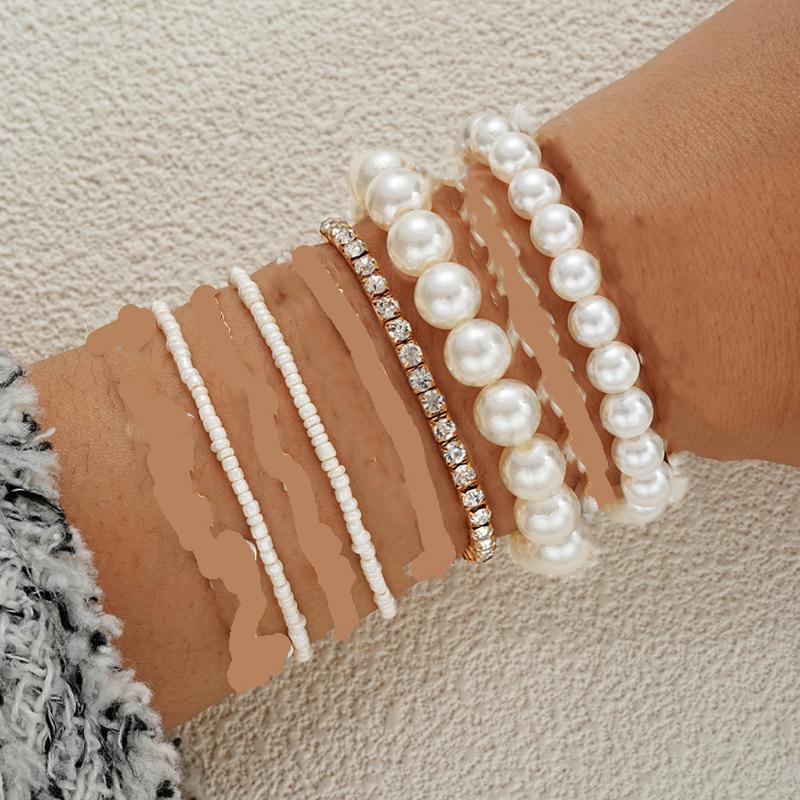 

8 шт. Винтажный набор браслетов с подвеской в виде цветка маргаритки для женщин, богемные браслеты с эмалью в виде звезды и сердца, жемчуга, модные ювелирные изделия, подарки