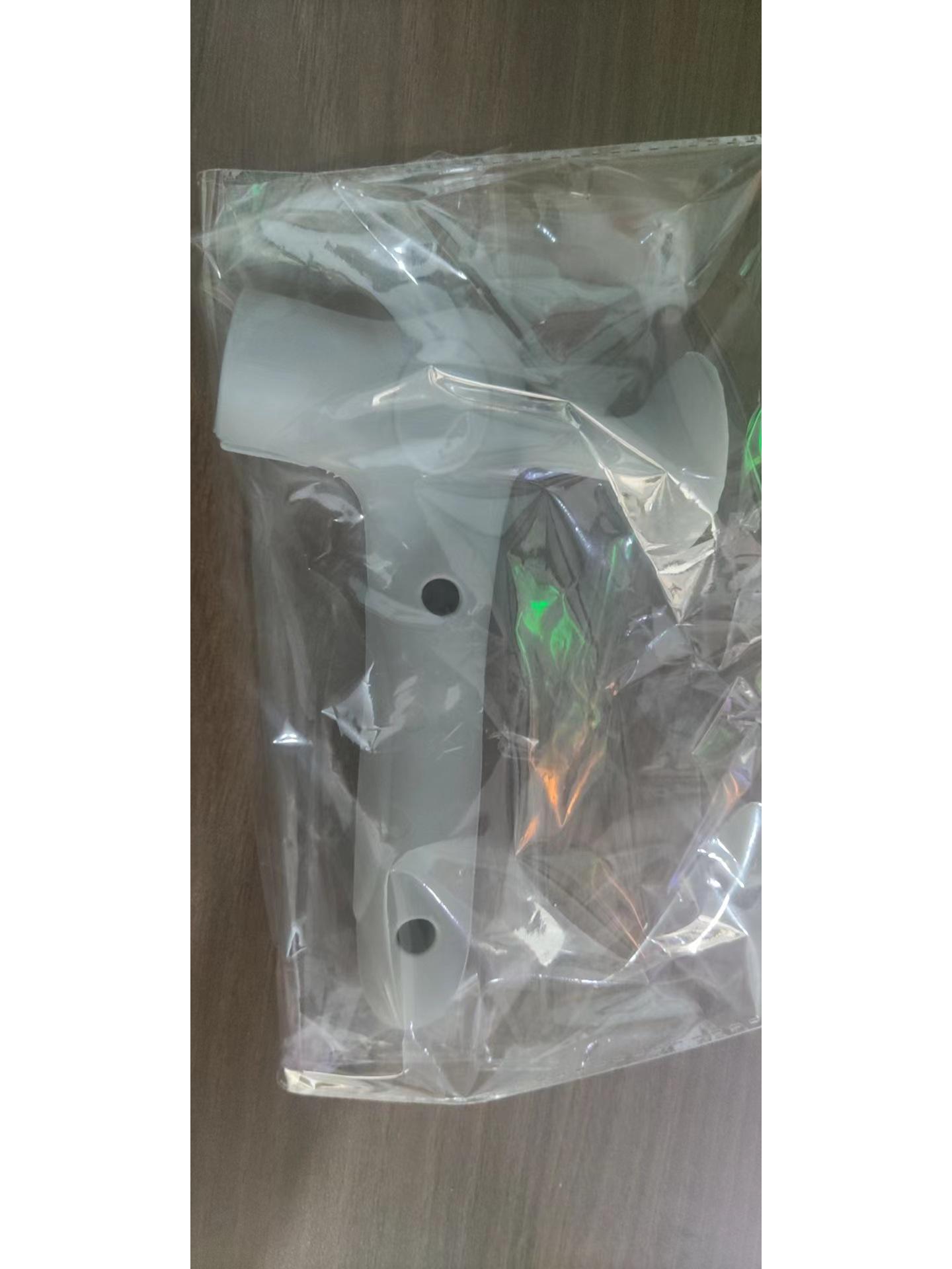 

Магнитная защита двери: Силиконовая крышка без сверления, противоударная, с присоской для дверных ручек в спальне и ванной комнате серый