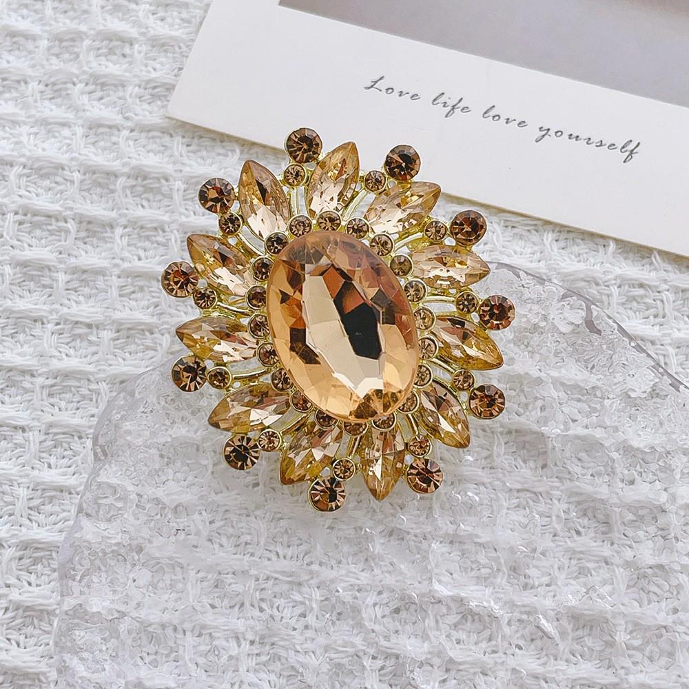 High-End Pearl & Rhinestone Butterfly Brooch for Women's Fashion Suits and Scarves