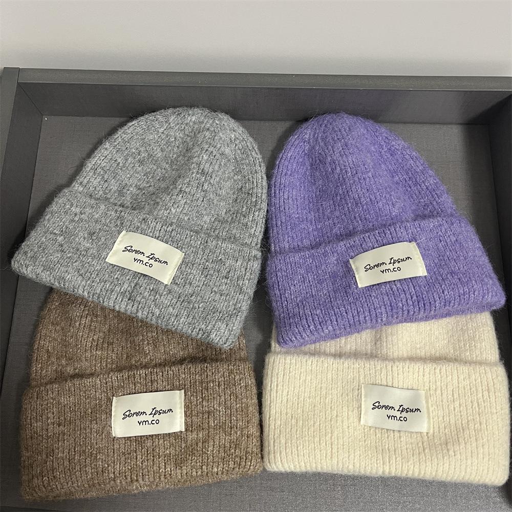 Kleiner Standard-Wollhut Damen warm schlicht retro Herbst und Winter kältefest Schlupfmütze modifiziert die Gesichtsform und zeigt ein kleines Gesicht