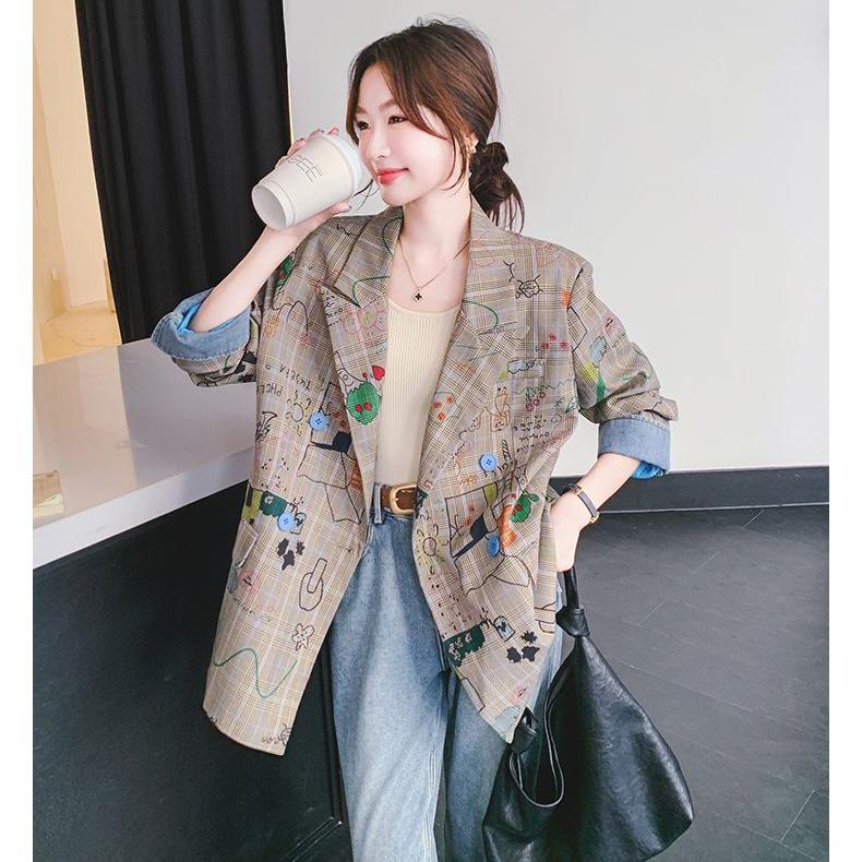 Fashionable and Loose Gray Jacket with Graffiti Print for Women Autumn