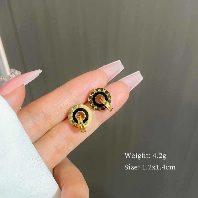 Fritillary Clover Minimalist Stud Earrings Cold Men'S And Women'S Earrings Personality Temperament Banquet Earrings