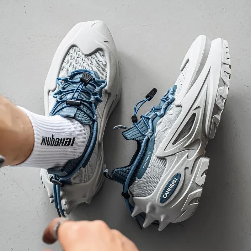 Men s Summer Casual Mesh Shoes Breathable Mechanical-Style Anti Slip Trendy Running and Sports Socks 39