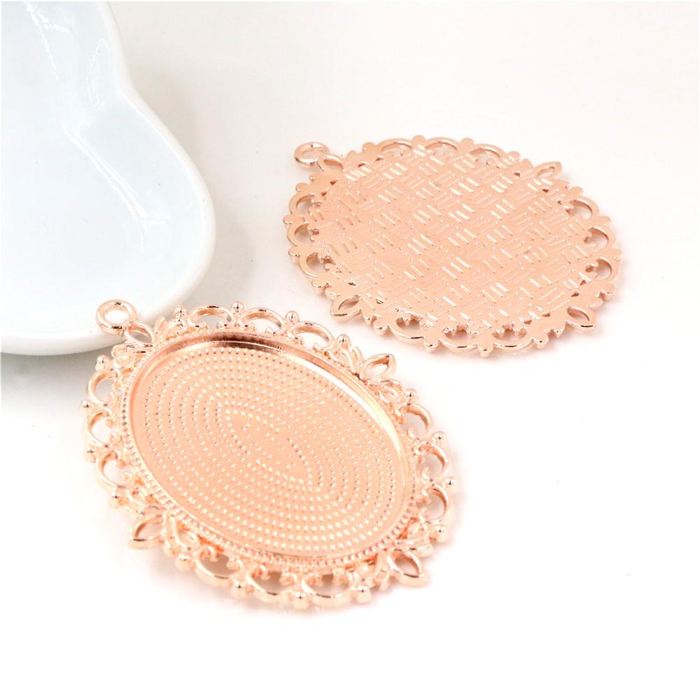 Nouvelle Mode 5pcs 30x40mm Taille Intérieure 7 Couleurs Dentelle Perforée Style Fleur Cabochon Plateau Base Support Charms Pendentif