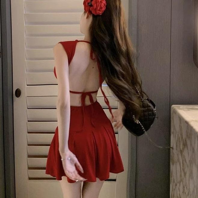 Sexy Wind Solid Color Halter Strap Crumpled Dress for Women's Small Summer Vacation Waist A-word Miniskirt