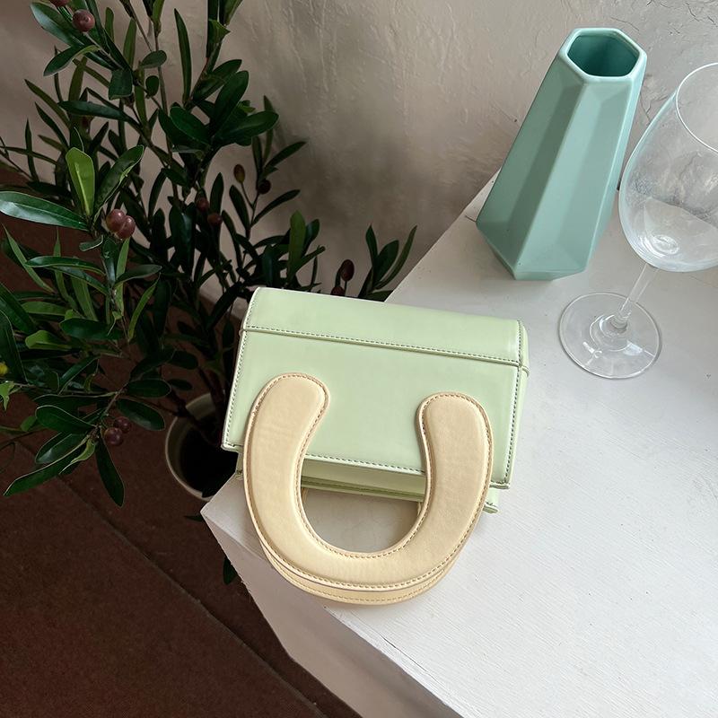 Spring and Summer New Trendy Niche Design Cute Clay Bag Fashionable Handbag Single Shoulder Crossbody Women's Bag