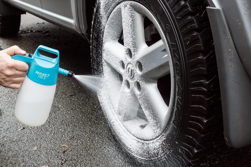 HAZET 199-3 Inlet Pressure Sprayer, Pressure-Accumulated Foam Spray Canister [Officially Imported from Japan]