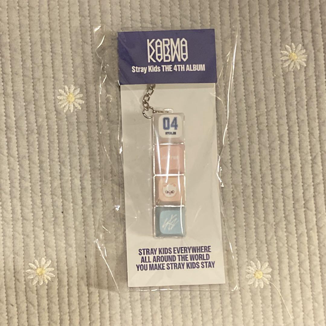 

[Б/У] Stray Kids Корея KARMA Поп-ап Брелок для клавиш Хёнджин