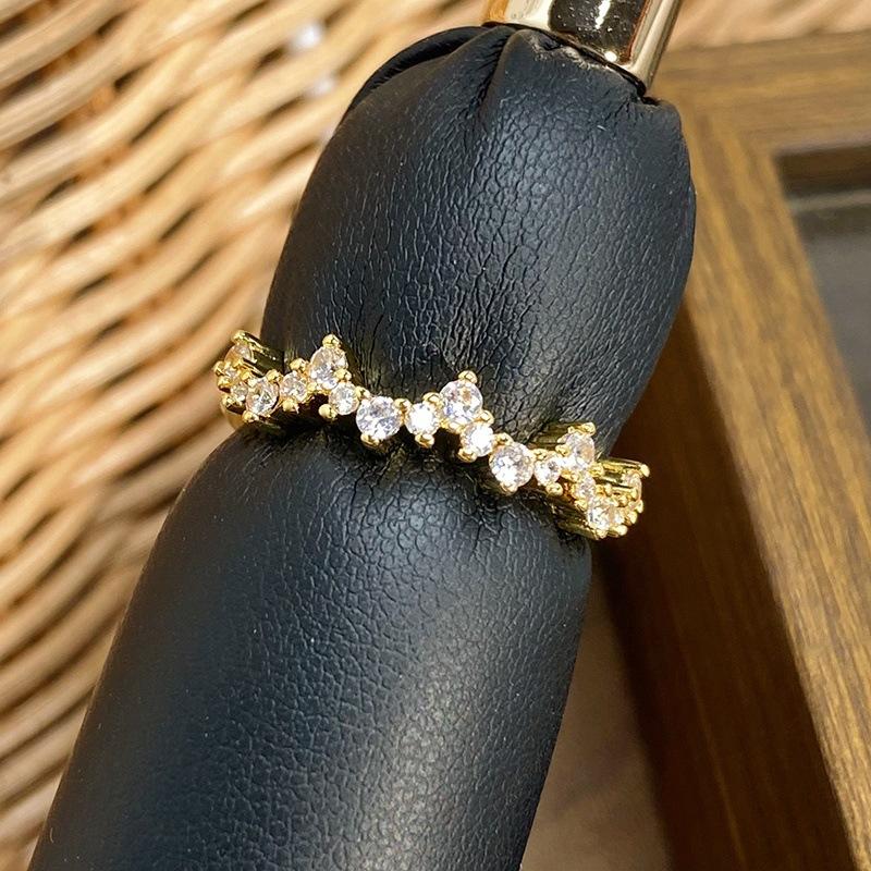 [Golden Diamond Dream] Medieval Vintage Narrow Version Full Of Diamonds Zir*****Pen Ring Geometric Super Fairy Stacked Ring