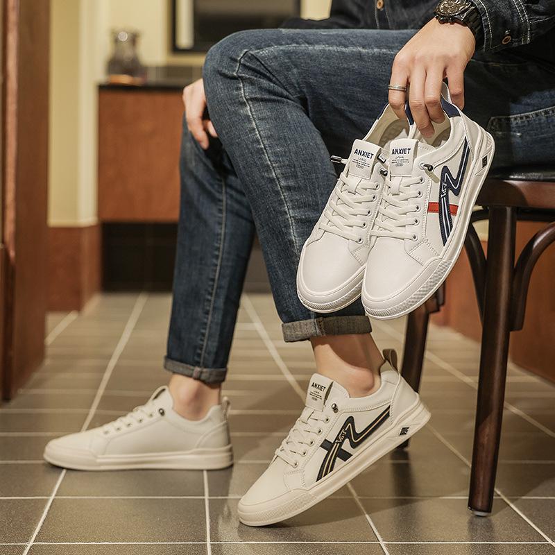 European Station New Board Shoes Leather Men's Shoes Fashion Trend Small Leather Shoes Soft Sole White Shoes Men's Versatile Casual Shoes
