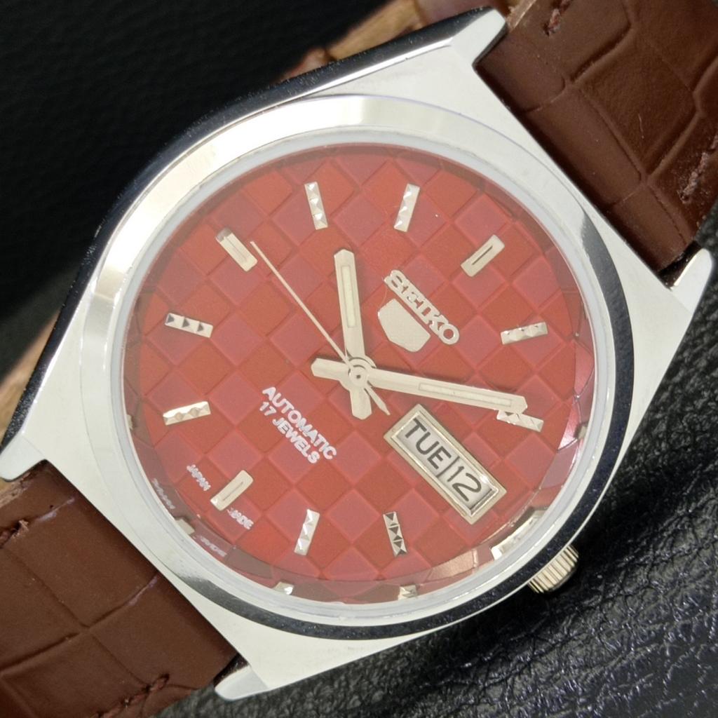 

SEIKO 5 AUTOMATIC JAPAN MENS 6309A REFURBISHED RED COLOR DIAL WATCH a440275-4 Sk-a440275