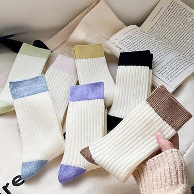 Damen Frühling und Herbst Neue Sorte Farbblock Hoher Schaft Plüsch Baumwollsocken