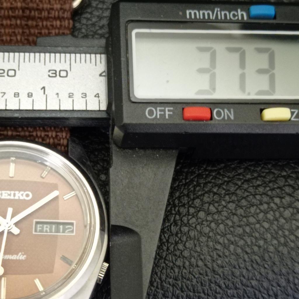 Seiko AUTOMATIC JAPAN 7S26A MENS VINTAGE BROWN COLOR DIAL WATCH A701390-5 R206a-a701390