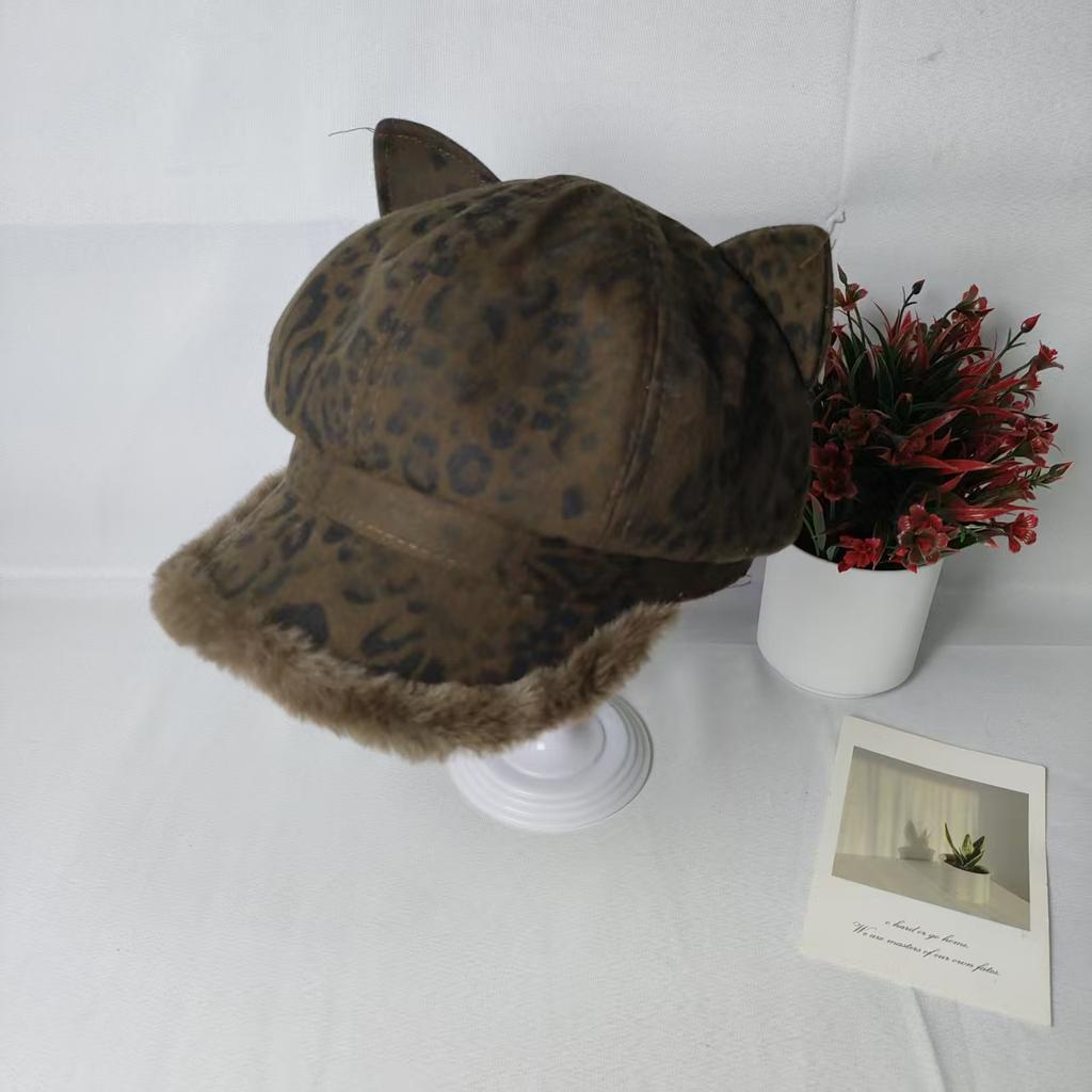 Autumn and winter new leopard print lamb burr beret newsboy hat men's and women's simple casual fashion trendy cap