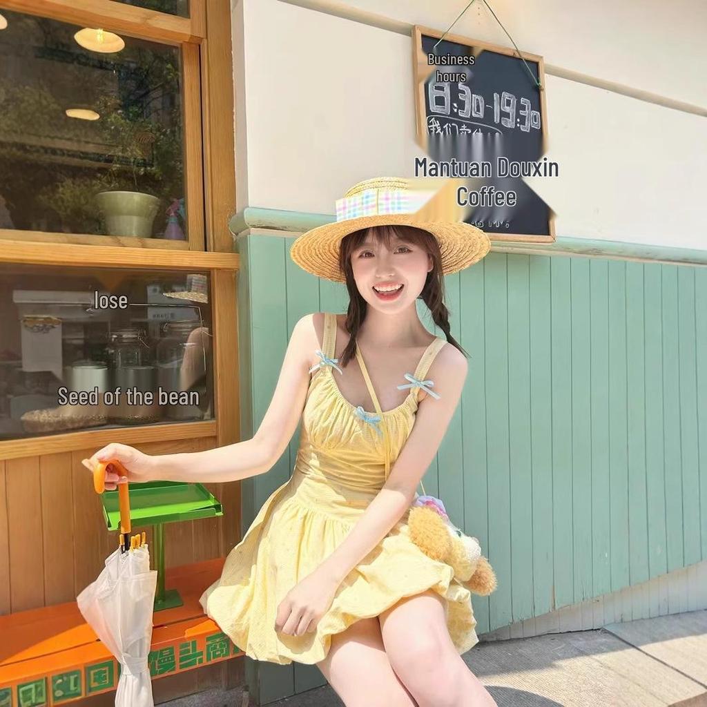 Dopamin Gelbes Gepunktetes Tulpenkleid: Kleiner, Süßer Urlaubsstil mit Taillenbetonendem Puffrock für Damen