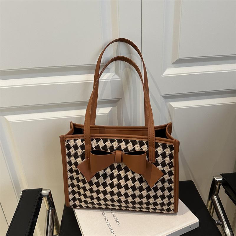 

New plaid bow niche women s bag handbag fashion one shoulder underarm tote bag large capacity коричневый