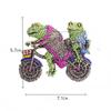 Medieval Vintage Frog Brooch Creative Cute Frog Cycling Pin Animal Brooch