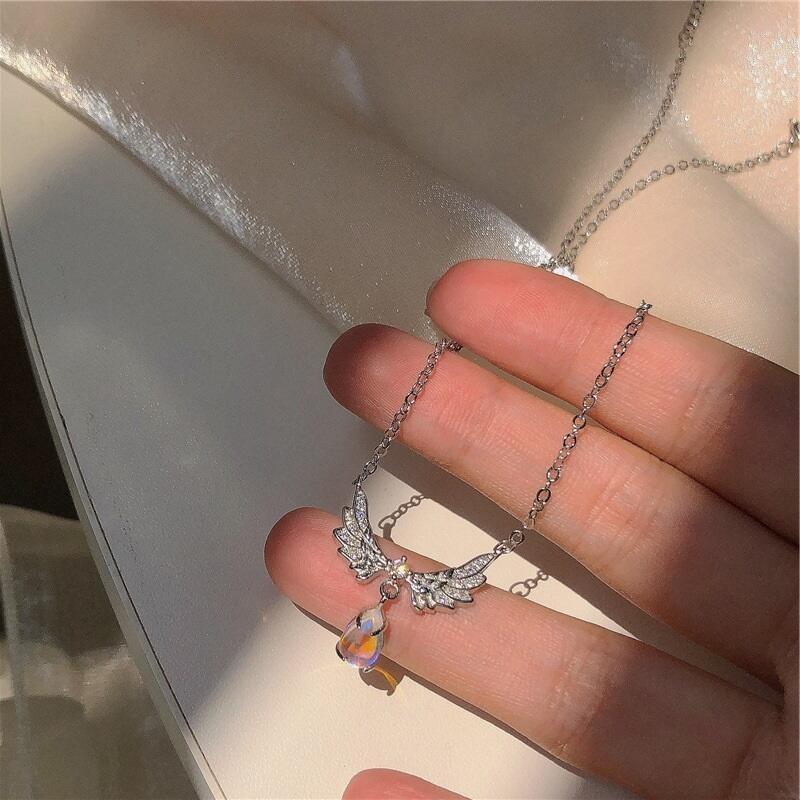 New Angel Wings Necklace Simple Niche Design Necklace Women's Moonstone Beautiful Clavicle Chain