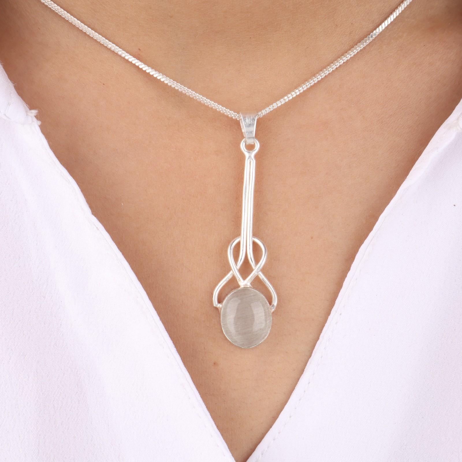 

Натуральный Селенит Драгоценный Камень 925 Стерлинговое Серебро Ювелирное Изделие Подвеска 1,79 Подарок Для Нее PP-60-43