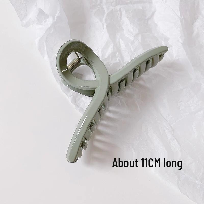 Large French Retro Claw Hair Clip for Elegant Women's Hairstyles.