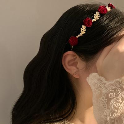Damen Elegante Rose Vine Stirnband Haar Zubehör Kopfschmuck Mädchen Vintage Metall Blume Perle Rote Rose Tiara Haarbänder