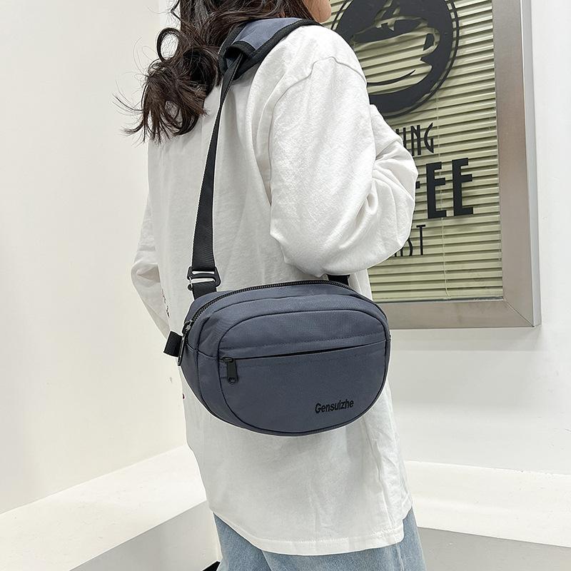 Nylon shoulder bag women's new lightweight daily saddle bag personalized versatile shoulder bag trendy messenger bag