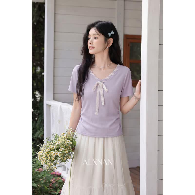 Women s Purple V-Neck Short Sleeve T-Shirt S