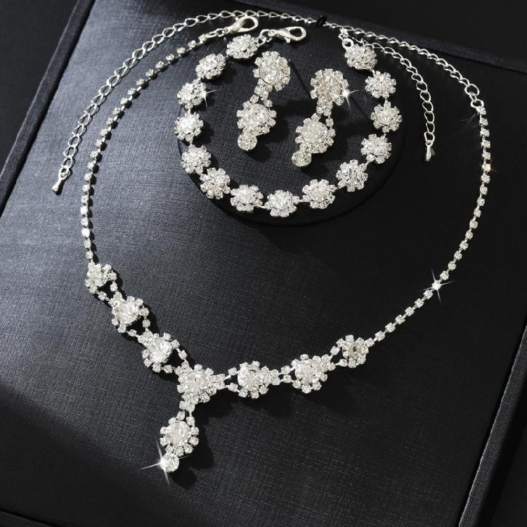 Fashionable Flower Design Rhinestones Jewelry Set Earrings Necklace Bracelet Suitable for Trendy Women Stylish Wear
