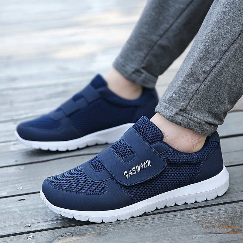 Home Black Sneakers Non-Leather Casual Open Shoes 2025 Footwear Social Male Shoe Hardloop Men's Loafers Summer Husband Tennis