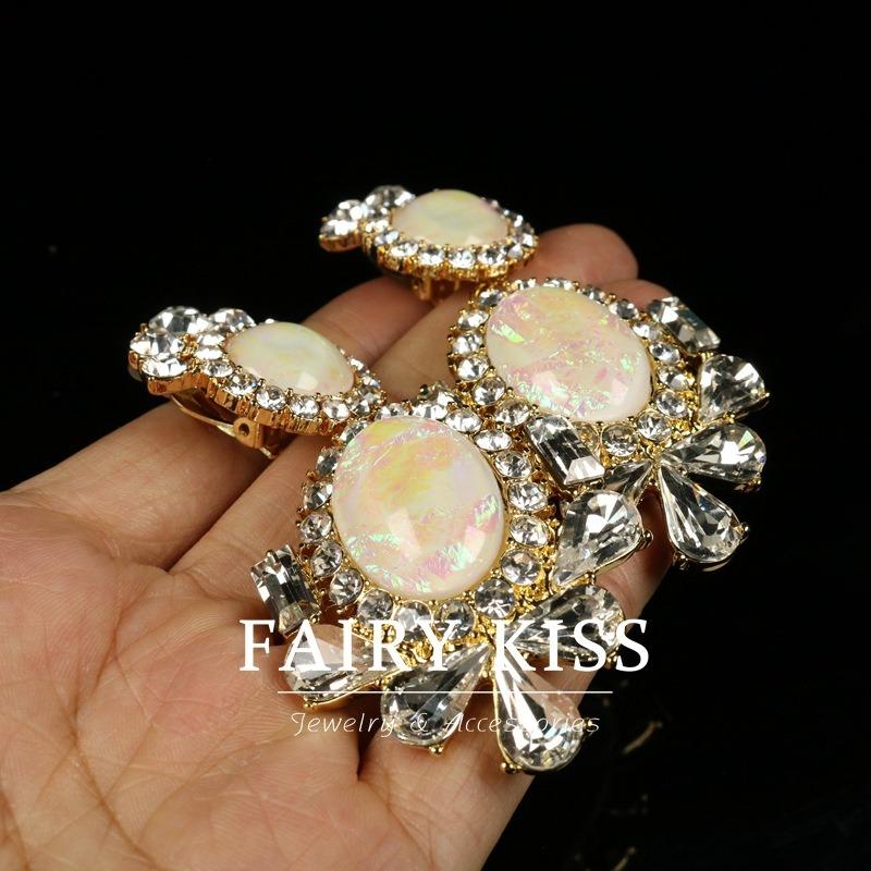 Heavy Industry Atmospheric Inlaid Rhinestones Color Changeable High-end Pink Temperament Women's Earrings