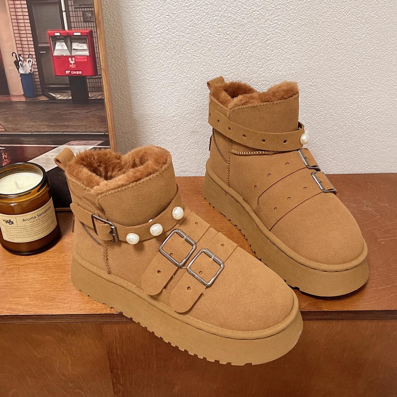 

Fashion Suede Women Ankle Snow Boots Winter Pearl Belt Buckle Designer Short Plush Warm 2026 Trend Cozy Women Shoes Botas Mujer 35