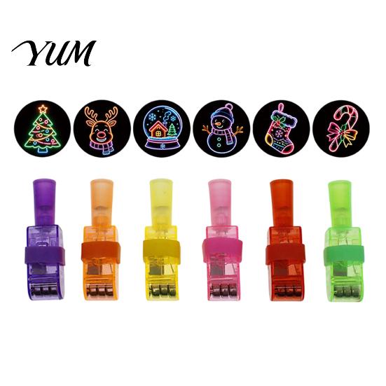 Christmas Party Favors Finger Projector Light, Mini Patterns LED Toy for Kids, Portable Projection Gadgets Light Up Ring Xmas Supplies Tree