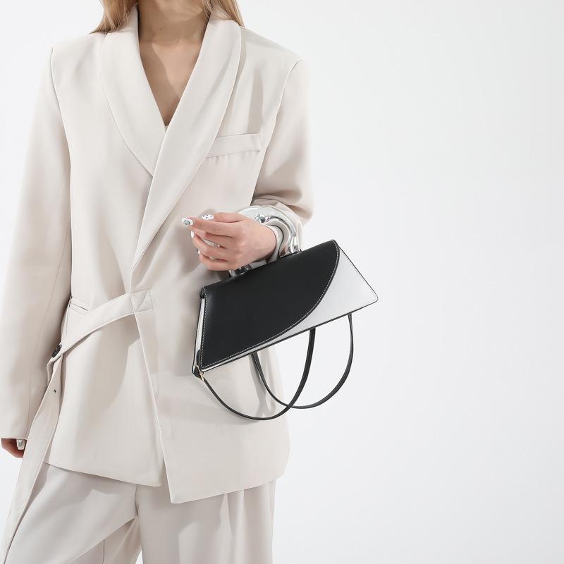 Spring Casual Simple Messenger Personality Fashion Texture Color Matching New Contrasting Color Portable Small Square Bag Women