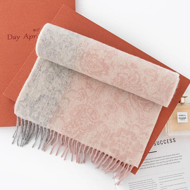 Autumn and Winter Jacquard Wool Scarf High End, Warm and Color Blocked Couple Style  Korean Version Thickened Scarf  Versatile Shawl for Girls